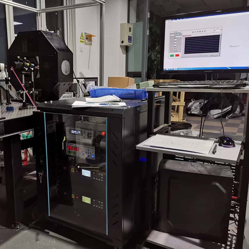 Magneto-optic Kerr Effect measure System